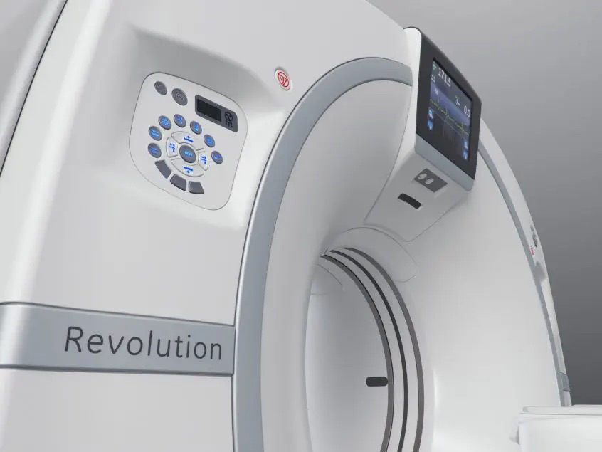 Aparatură veterinară computer tomograf GE Revolution din clinica Link-Vet